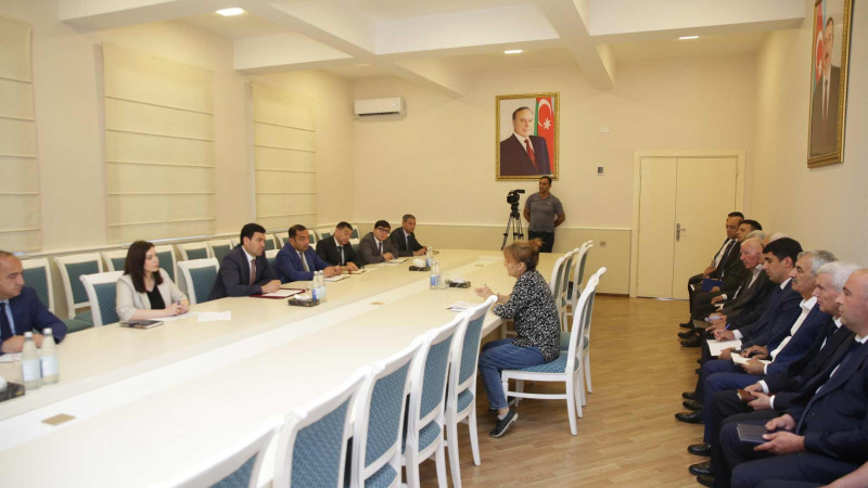 RİH: Xaçmazda vətəndaşları narahat edən məsələlər dinlənib