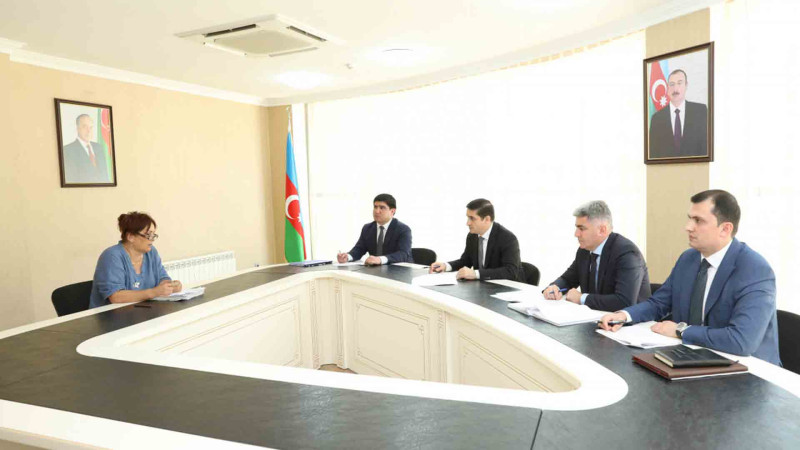Qusar: Ədliyyə naziri vətəndaşlarla görüşüb