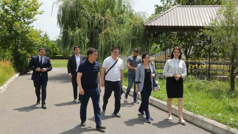 Qubaya Özbəkistandan rəsmi qonaqlar gəliblər
