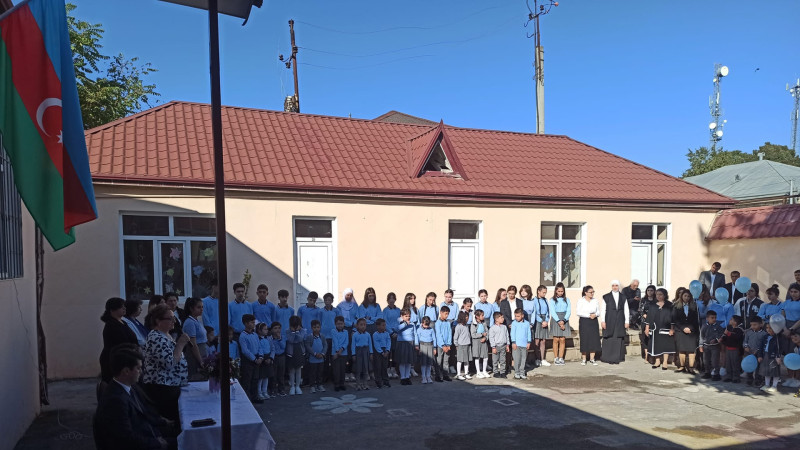 Quba: 5 nömrəli məktəb yalnız tam orta təhsil verəcək