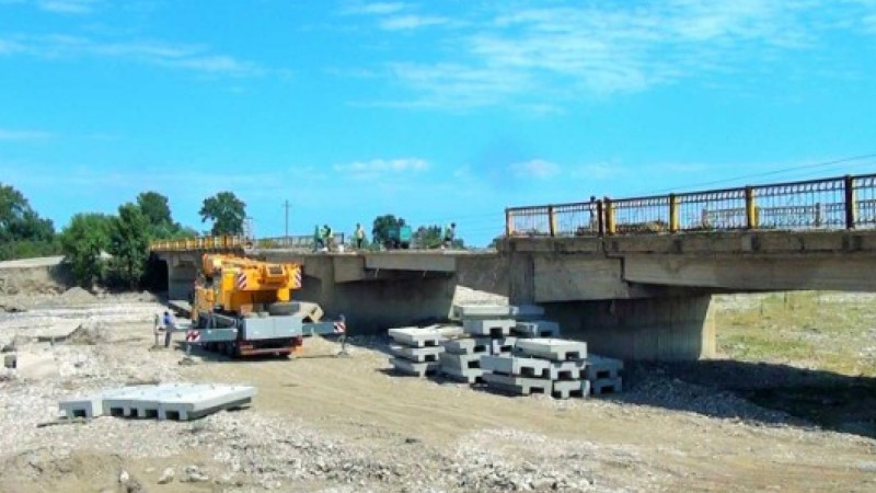 AYDA: Qusarçay üzərindəki körpünün təmir-bərpası aparılır