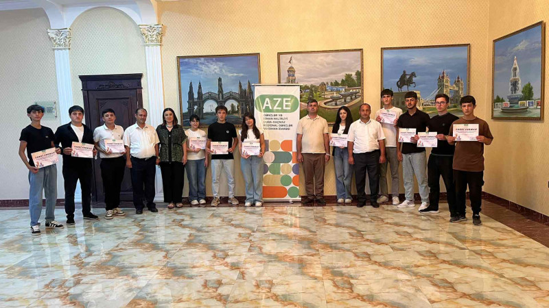 Xaçmaz: 15 gənc QXRGİİ-nin fəxri fərmanları ilə təltif edilib