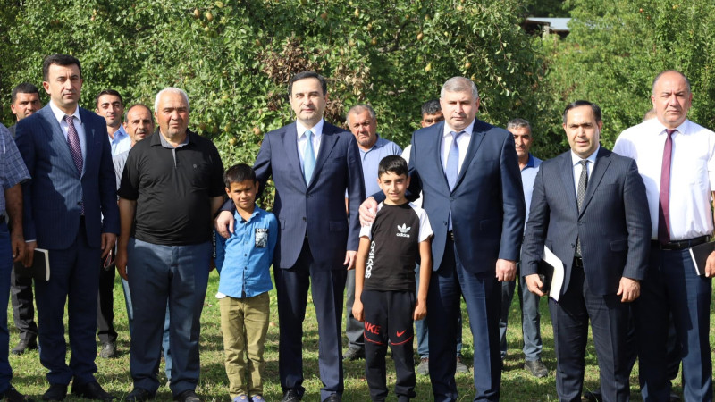 İsmayıllı icra başçısı Kəlfərəc sakinlərini qəbul edib