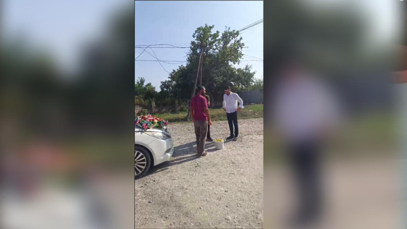 Xaçmazda toy karvanın qarşısı əncirlə kəsildi