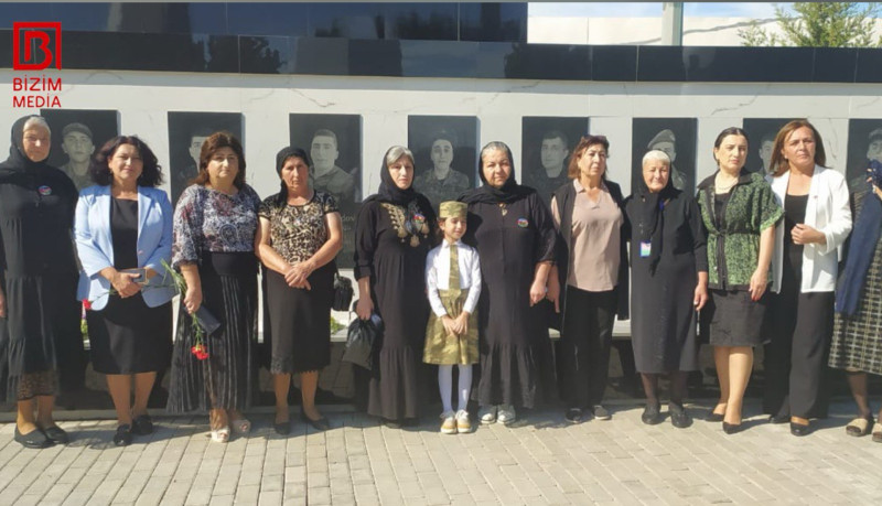 Xaçmaz şəhidlərini anır