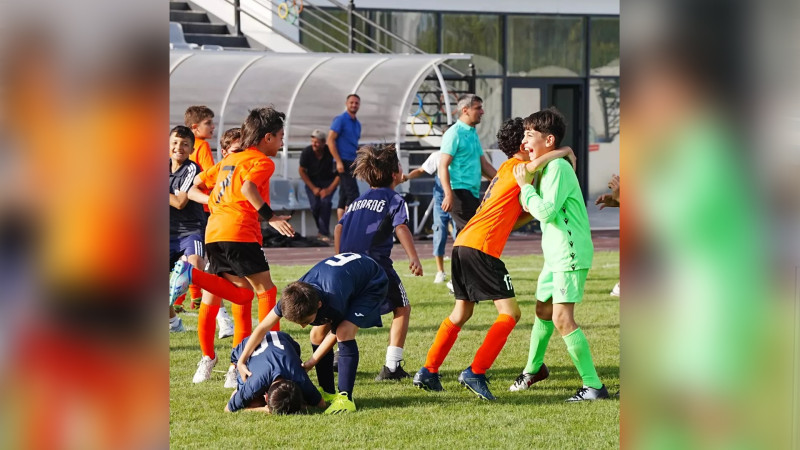 “Ulduz” FA futbol komandamız yarımfinala keçdi