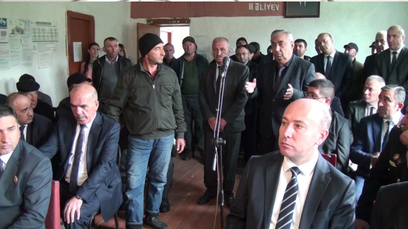 Quturğan kənd sakinləri Qusarın icra başçısına müraciət ediblər