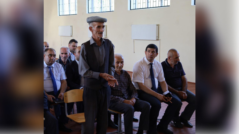 İsmayıllı İcra Hakimiyyəti Balikdə görüş keçirib