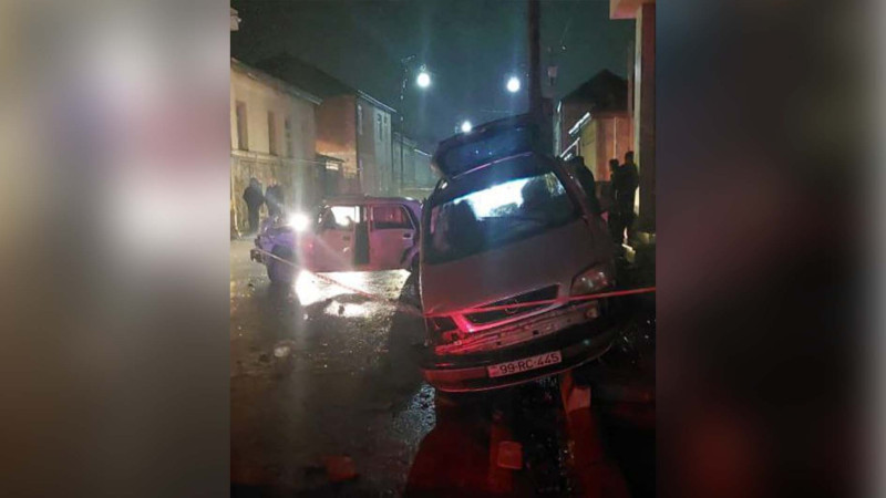 Qubada 2 avtomobil toqquşub, ölən var