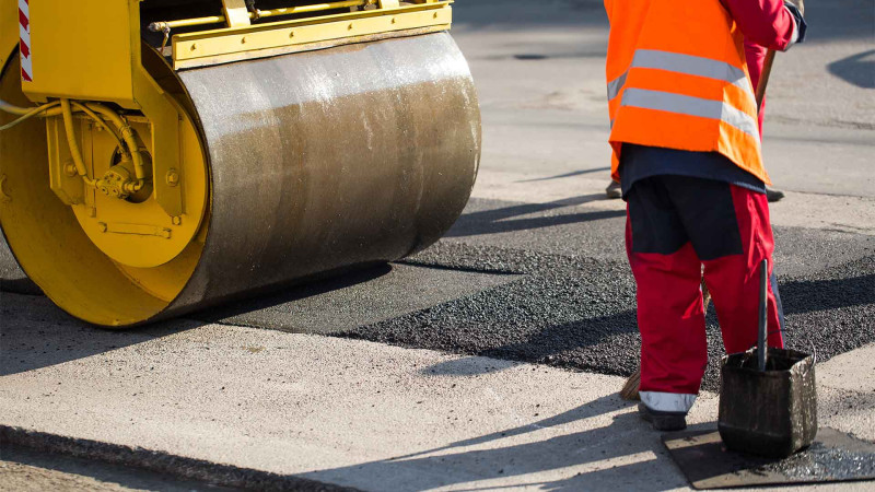 Xaçmazda 1.5 milyon manat ayrılan yol niyə təmir edilmir?