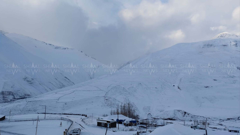 Qar və yağış müşahidə olunur