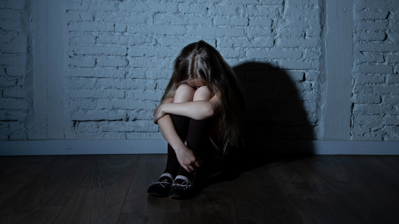 İsmayıllıda atasından hamilə qalan 13 yaşlı qızla bağlı dəhşətli TƏFƏRRÜAT