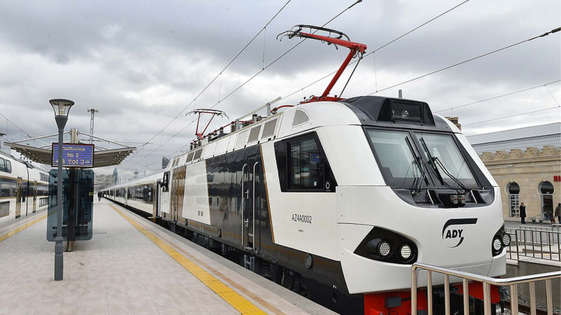 Bakıdan Xaçmaza sərnişin qatarı açıla bilər?-RƏY