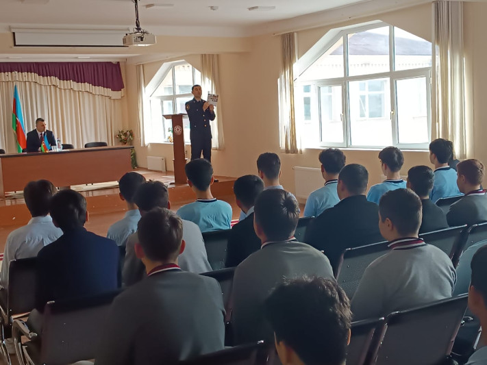 Xaçmazda Polis Akademiyasına qəbulla bağlı görüşlər keçirilib