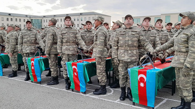 Hərbi hissələrdə andiçmə mərasimlərinə valideynlər buraxılmayacaq