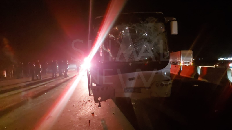 Bakı-Xudat avtobusu yük maşını ilə toqquşub - VİDEO