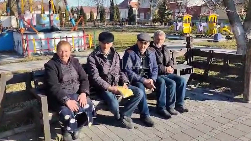 Quba bələdiyyəsi fəhlələrin maaşını VERMİR - VİDEO