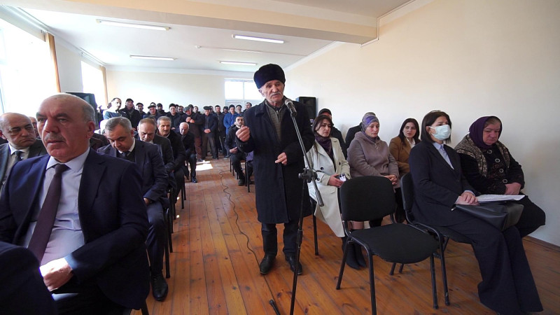 Qusarda problemlər icra başçısına çatdırıldı