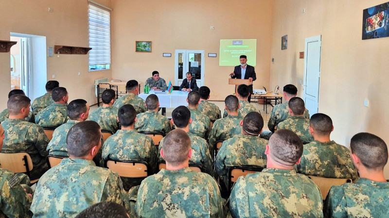 Qusardakı hərbi hissədə dini maarifləndirmə tədbiri keçiilib