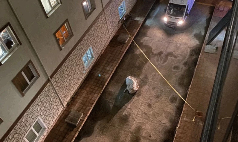 Şəkidə 32 yaşlı qadın özünü binadan atıb