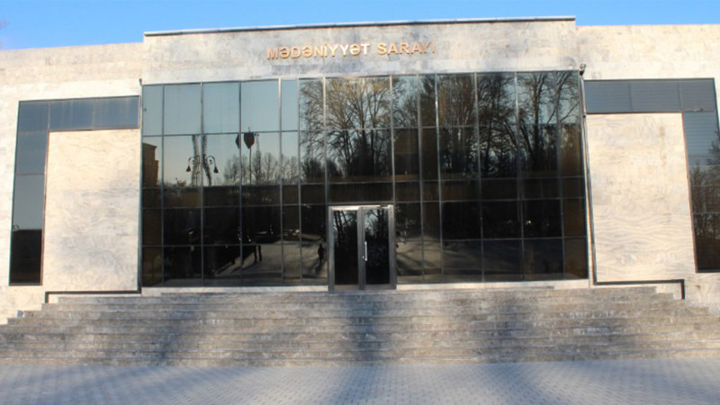 İsmayıllıda heç bir rəsmi xəbərdarlıq olmadan 17 nəfəri işdən çıxarıblar - FOTO