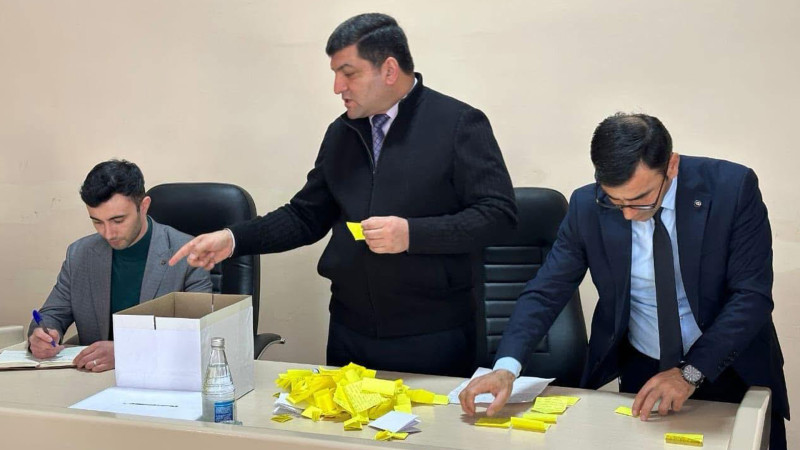 Qubada tələbələr anonim sorğuya CƏLB EDİLDİLƏR