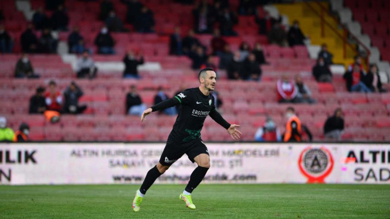 Namik Ələsgərov Sabahdan ayrılacaq