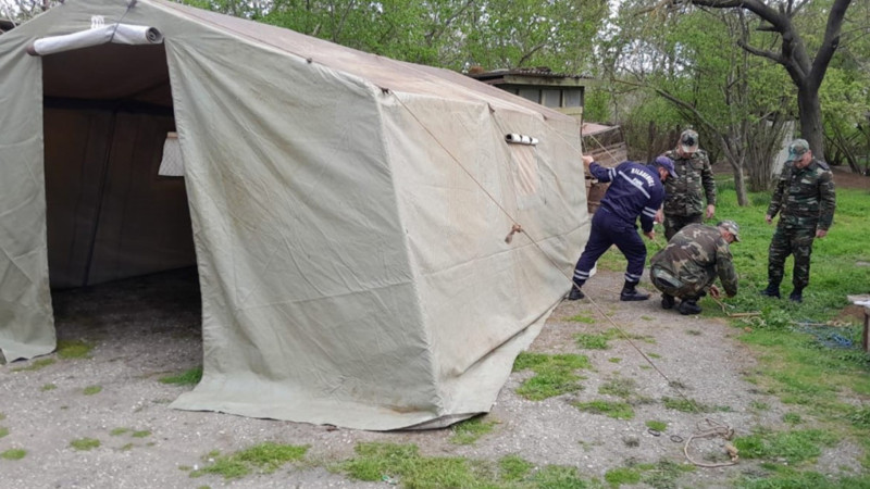 Xaçmazda vətəndaşa çadır quruldu - FOTO