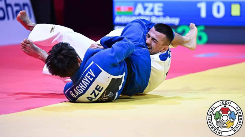 Xızılı Düşənbədə qızıl medal qazandı - FOTO