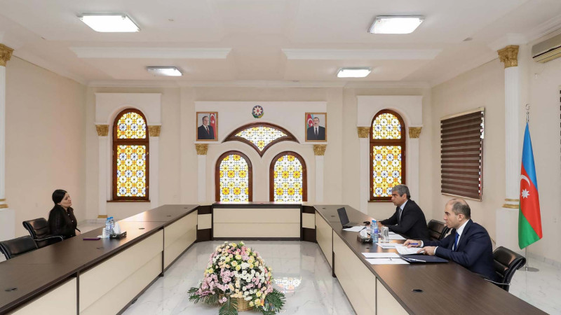 Nazir Anar Əliyev vətəndaşları qəbul edib