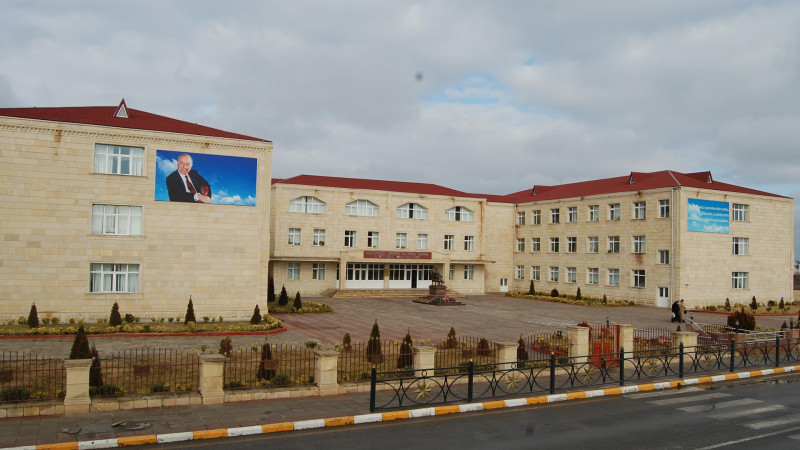 Xaçmazda məktəb direktoru işdən azad olunub