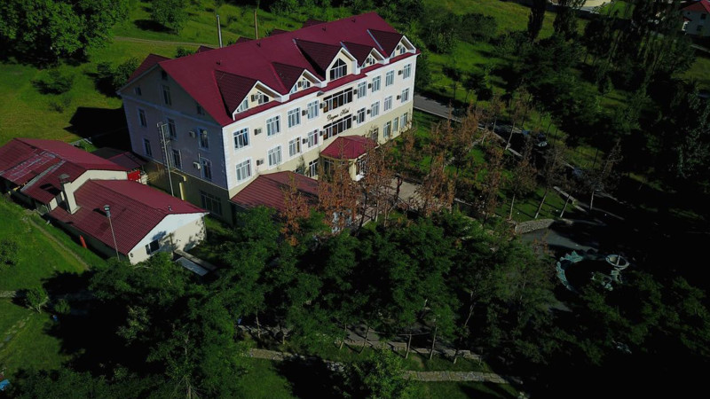 Məşhur istirahət mərkəzi bağlandı, bu qiymətə satışa çıxarıldı