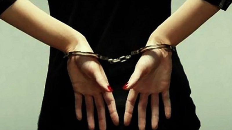 Qubada qadın həmcinsinə xəsarət yetirdi