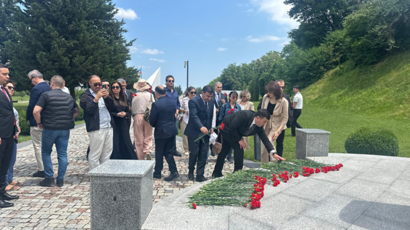 Beynəlxalq simpoziumun iştirakçıları Qubada - FOTO