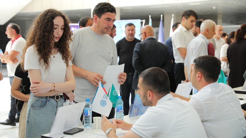 Xaçmazda əmək yarmarkası: 137 boş iş yeri, 3000 manatadək əməkhaqqı