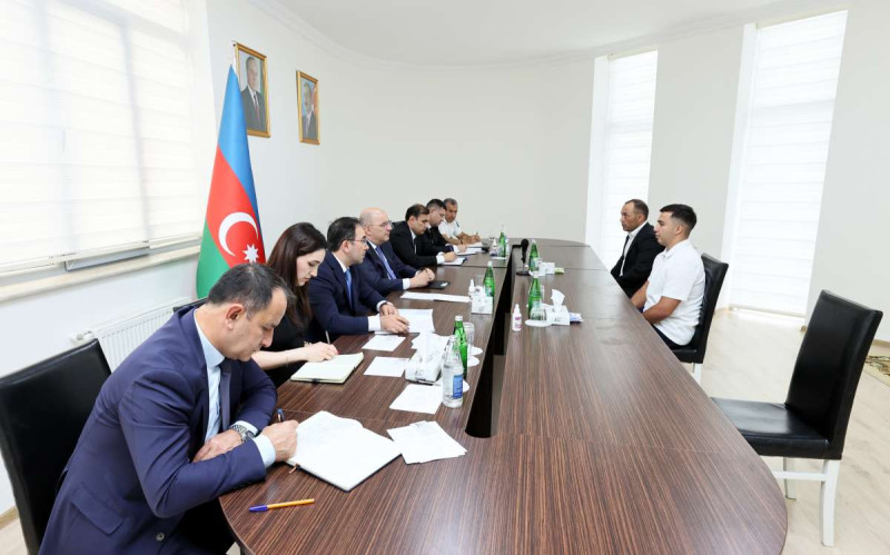 DGK sədri Siyəzəndə vətəndaşları qəbul edib