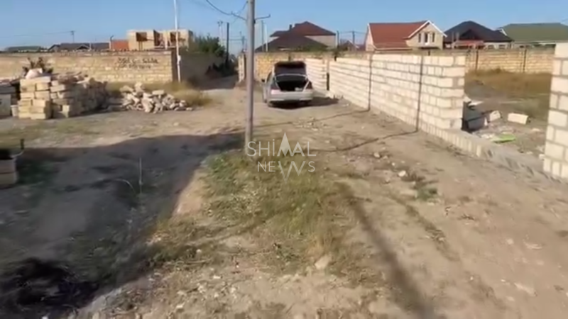 Qusarda dirək yolun ortasına basdırılıb - VİDEO