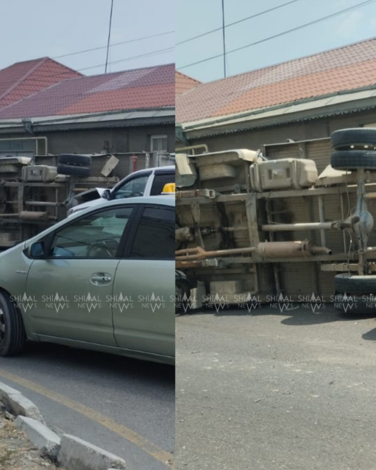 Qubada eyni yerdə ikinci qəza: Yük maşını aşdı - VİDEO
