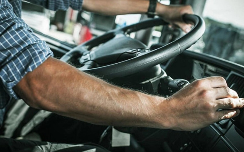 Xaçmazda qəza: Sürücü sükan arxasında infarkt keçirdi