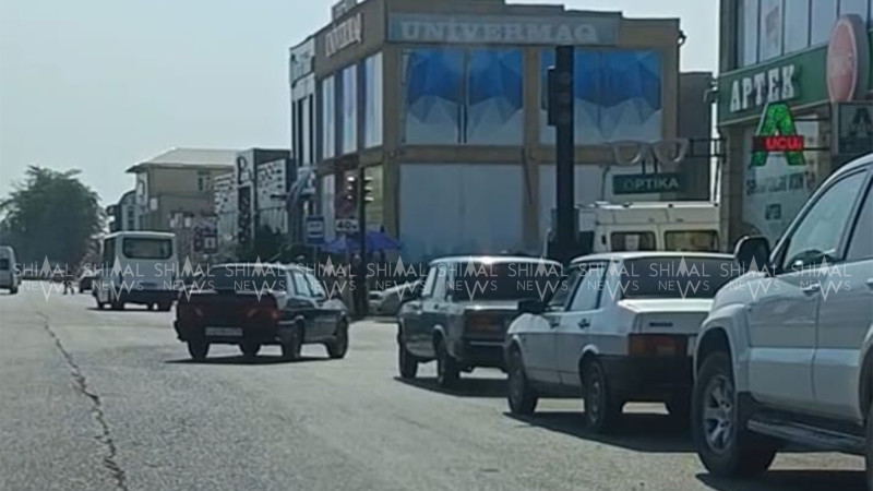 Qubada əsas yolda işıqfor işləmir - VİDEO