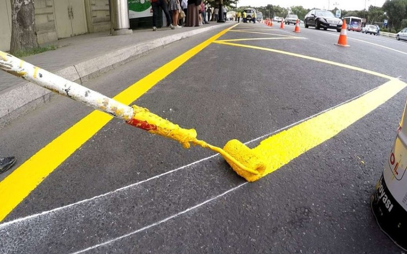 Siyəzəndə yol nişanlanma işləri aparılıb