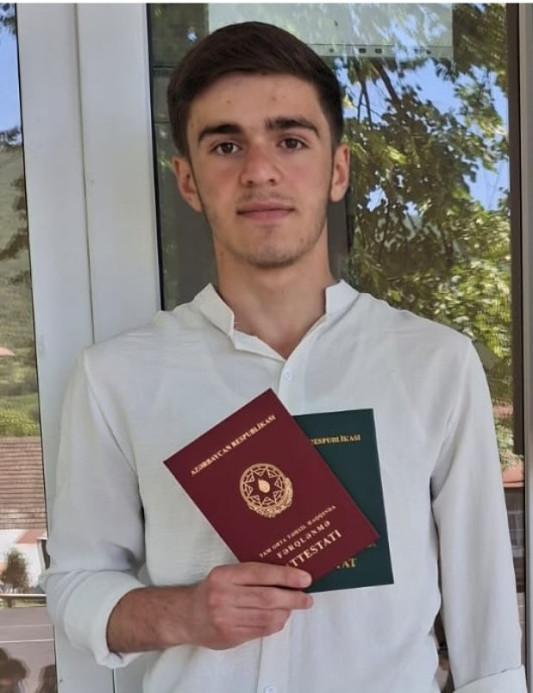 Yüksək bal toplayan Şəki məktəblisinin seçimi