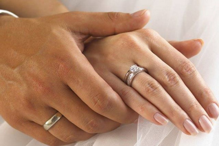 Şamaxıda polis 15 yaşlı qızın nişanlanmasının qarşısını aldı