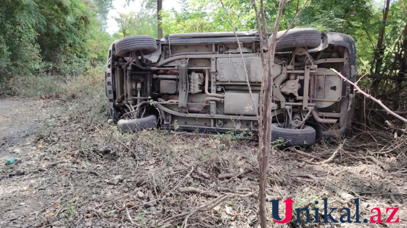 Şəki-Qax yolunda Vito aşdı