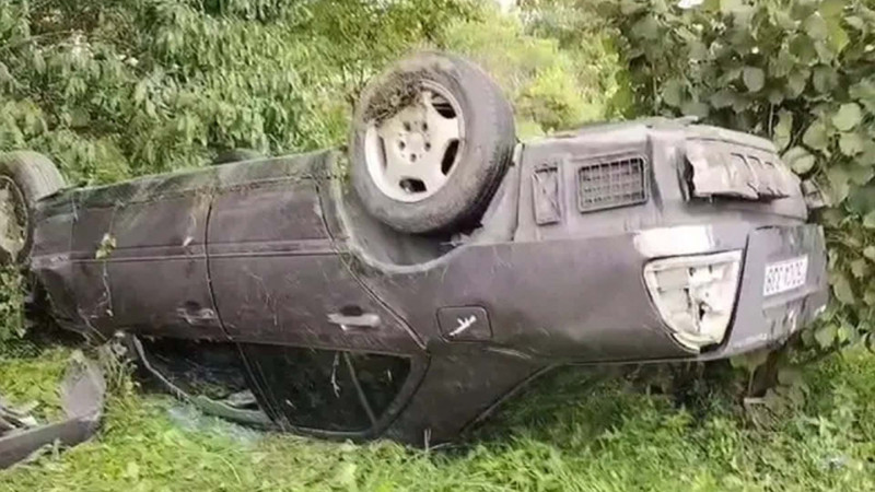 Zaqatalada “Mercedes” aşıb