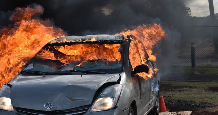 Xızıda avtomobil yandı