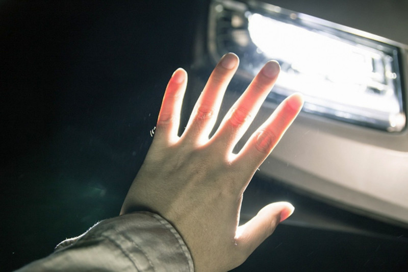 Avtomobil 57 yaşlı qadını vuraraq öldürüb