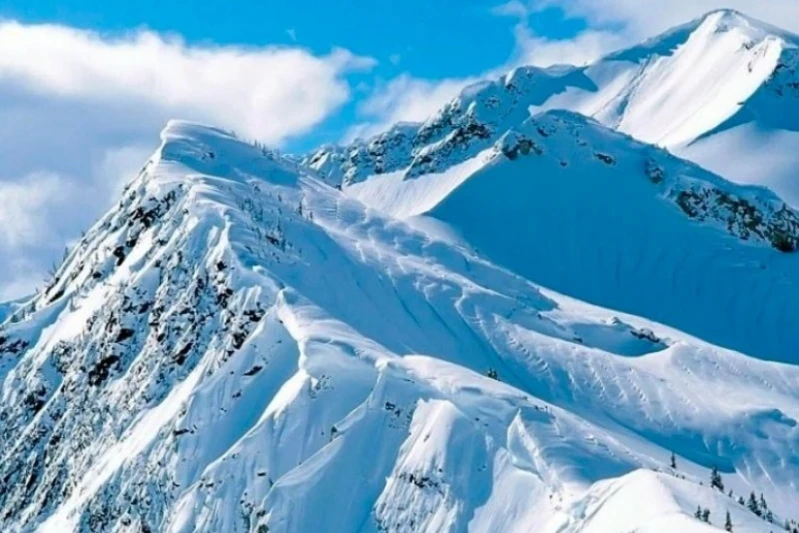 Şahdağa 5, Qrız və Xınalığa 4 sm qar yağıb