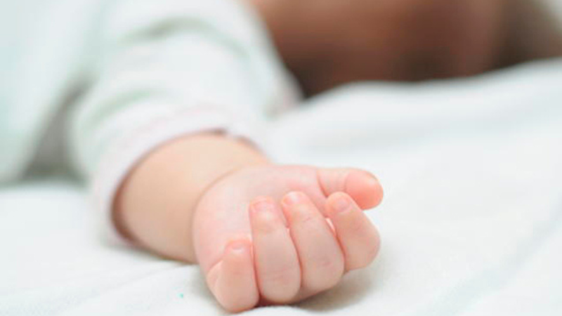 Xaçmazda körpə doğuş zamanı ölüb