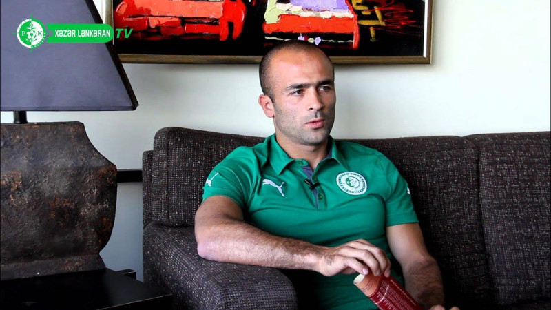 Bir vaxtların məşhur futbolçusu  indi zavodda işləyir